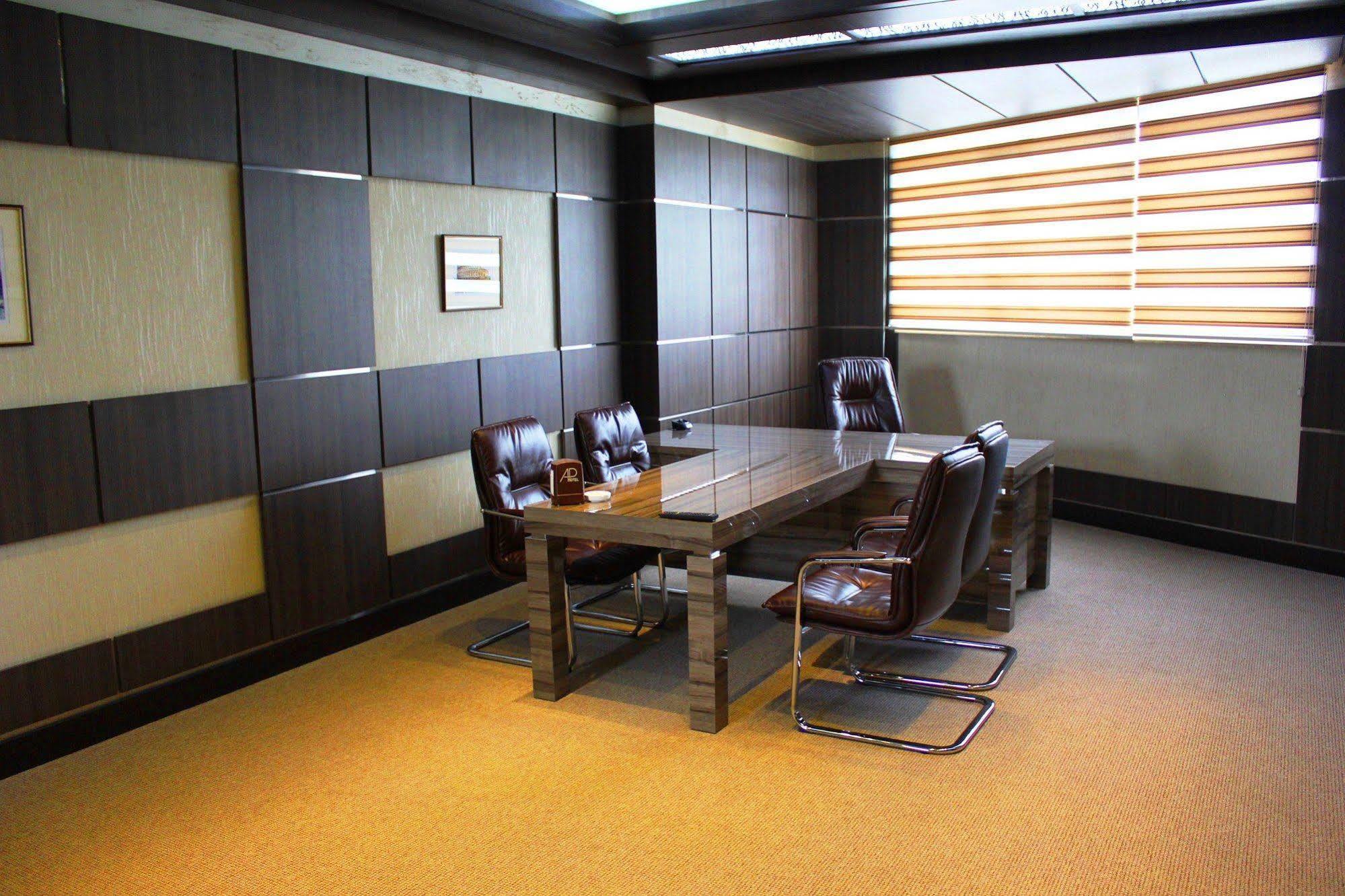 Avan Plaza Hotel 예레반 외부 사진